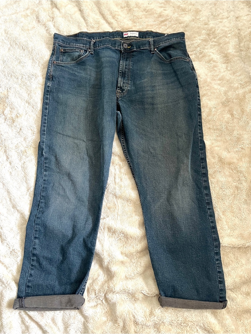 WRANGLER Men's Athletic Fit Medium Wash Jeans Size 40x30